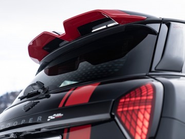 Mini John Cooper Works - Na lodzie i śniegu